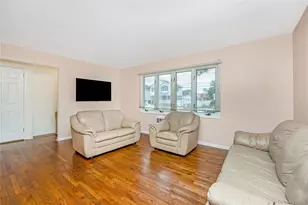 342 Lucille Ave, Elmont, NY 11003 - Photo 6