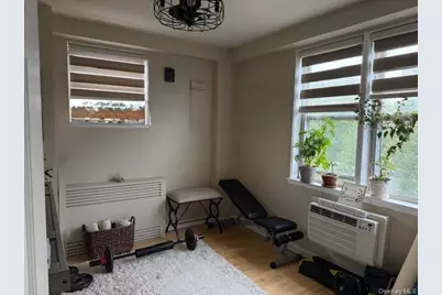 5700 Arlington Avenue #4V, Bronx, NY 10471 - Photo 6