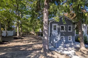 30 Long Beach Dr, Sound Beach, NY 11789 - Photo 4