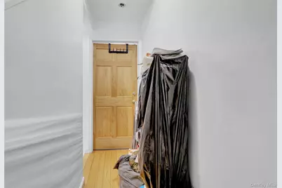 3012 Seagirt Avenue, Far Rockaway, NY 11691 - Photo 20