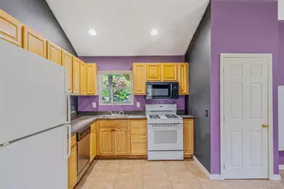 193 Shinnecock Avenue, Mastic, NY 11950 - Photo 4