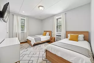 1085 Warburton Ave, Yonkers, NY 10701 - Photo 8