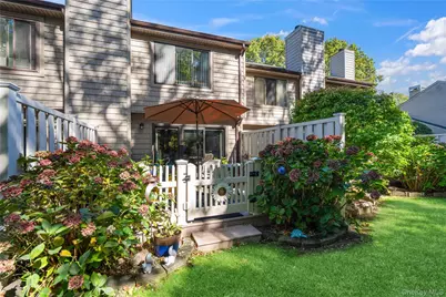 115 Beecher Avenue Extension, East Islip, NY 11730 - Photo 28