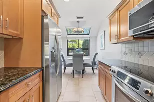 115 Beecher Ave Ext, East Islip, NY 11730 - Photo 10