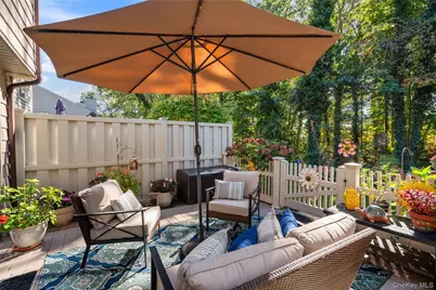 115 Beecher Avenue Extension, East Islip, NY 11730 - Photo 26