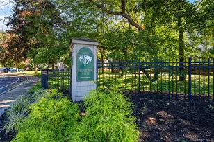 115 Beecher Ave Ext, East Islip, NY 11730 - Photo 32