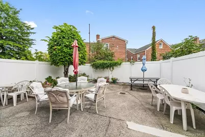 2328 Esplanade, Bronx, NY 10469 - Photo 4