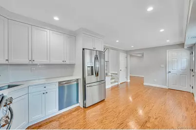 11 Lucille Lane, Commack, NY 11725 - Photo 14