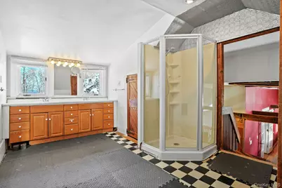 1780 Strawberry Road, Mohegan Lake, NY 10547 - Photo 30