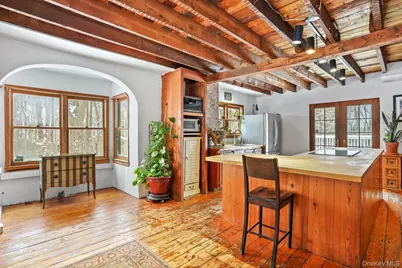 1780 Strawberry Road, Mohegan Lake, NY 10547 - Photo 12