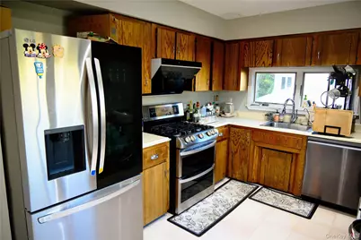 23 Bowman Lane, Kings Park, NY 11754 - Photo 16