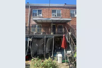52-79 72 Street, Maspeth, NY 11378 - Photo 4