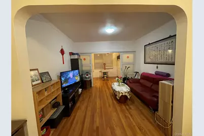 63-60 102nd Street #D7, Rego Park, NY 11374 - Photo 4