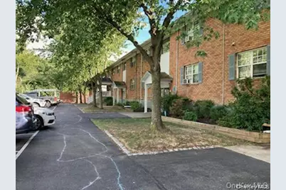 502 Barclay Manor, Newburgh, NY 12550 - Photo 2