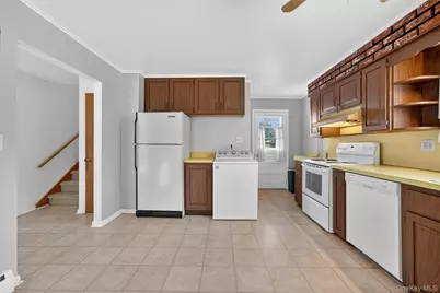 223 Margo Street, New Windsor, NY 12553 - Photo 12