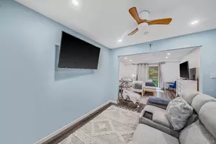 11 Poplar Ct, Selden, NY 11784 - Photo 2