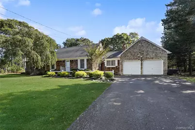 48 Nidzyn Avenue, Remsenburg, NY 11960 - Photo 2