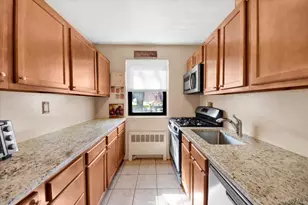 101 Beacon Hill Dr, Dobbs Ferry, NY 10522 - Photo 2