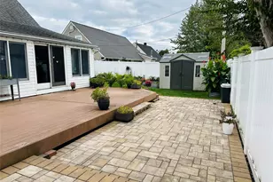 86 Shepherd Ln, Levittown, NY 11756 - Photo 30