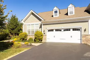 4 Avondale Ln, Wappingers Falls, NY 12590 - Photo 2