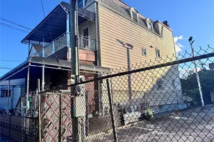 45-24 Burling St, Flushing, NY 11355 - Photo 4