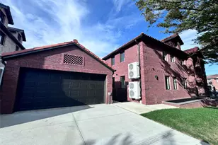 38-40 215th St, Bayside, NY 11361 - Photo 4