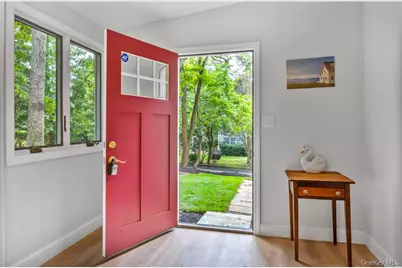 164 Maple Road, Wading River, NY 11792 - Photo 4