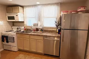 28 Morningstar Rd, New York, NY 10303 - Photo 36