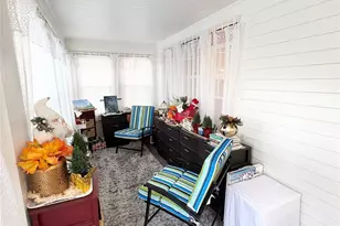 28 Morningstar Rd, New York, NY 10303 - Photo 26