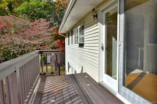 33 S Hillcrest Rd, Suffern, NY 10901 - Photo 32