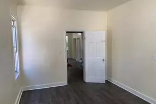 76-27 85th Dr, Woodhaven, NY 11421 - Photo 10