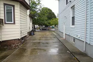 87-20 96th St, Woodhaven, NY 11421 - Photo 16