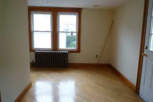 87-20 96th St, Woodhaven, NY 11421 - Photo 4