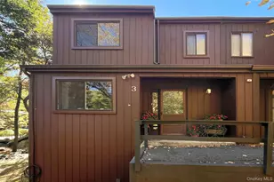 3 Laurel Ct, Highland Mills, NY 10930 - Photo 2