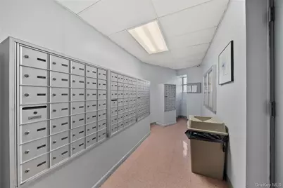 135 Post Avenue #6O, Westbury, NY 11590 - Photo 22