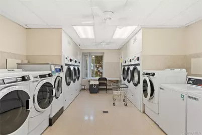 135 Post Avenue #6O, Westbury, NY 11590 - Photo 20