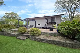 8 Stalker Ln, Setauket, NY 11733 - Photo 26