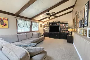 8 Stalker Ln, Setauket, NY 11733 - Photo 14