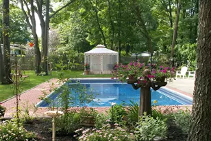 8 Stalker Ln, Setauket, NY 11733 - Photo 28