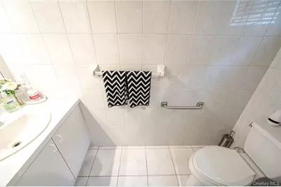 18 Beekman Place, Islandia, NY 11749 - Photo 6