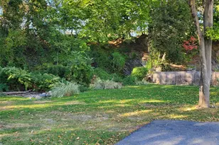 210 Smith St, Poughkeepsie, NY 12601 - Photo 40