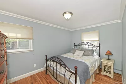 7 Cardiff Court, Huntington Station, NY 11746 - Photo 16