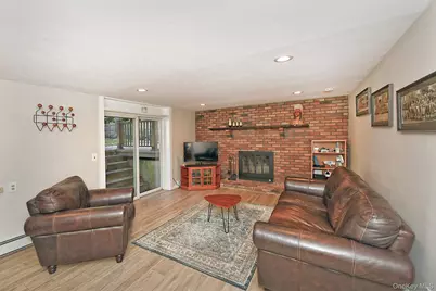 7 Cardiff Court, Huntington Station, NY 11746 - Photo 20