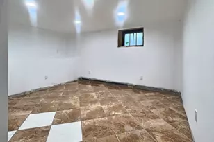 72 Gibson Pl, Yonkers, NY 10705 - Photo 24