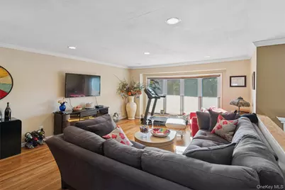 1749 Ann Road, Merrick, NY 11566 - Photo 10