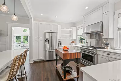 76 Sea Cliff Avenue, Sea Cliff, NY 11579 - Photo 24