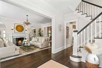 76 Sea Cliff Avenue, Sea Cliff, NY 11579 - Photo 10