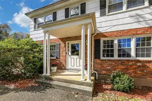 8 Liberty Cir, New City, NY 10956 - Photo 2