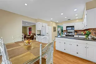 8 Liberty Cir, New City, NY 10956 - Photo 14