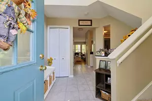 209 Crestwood Ct, Fishkill, NY 12524 - Photo 4